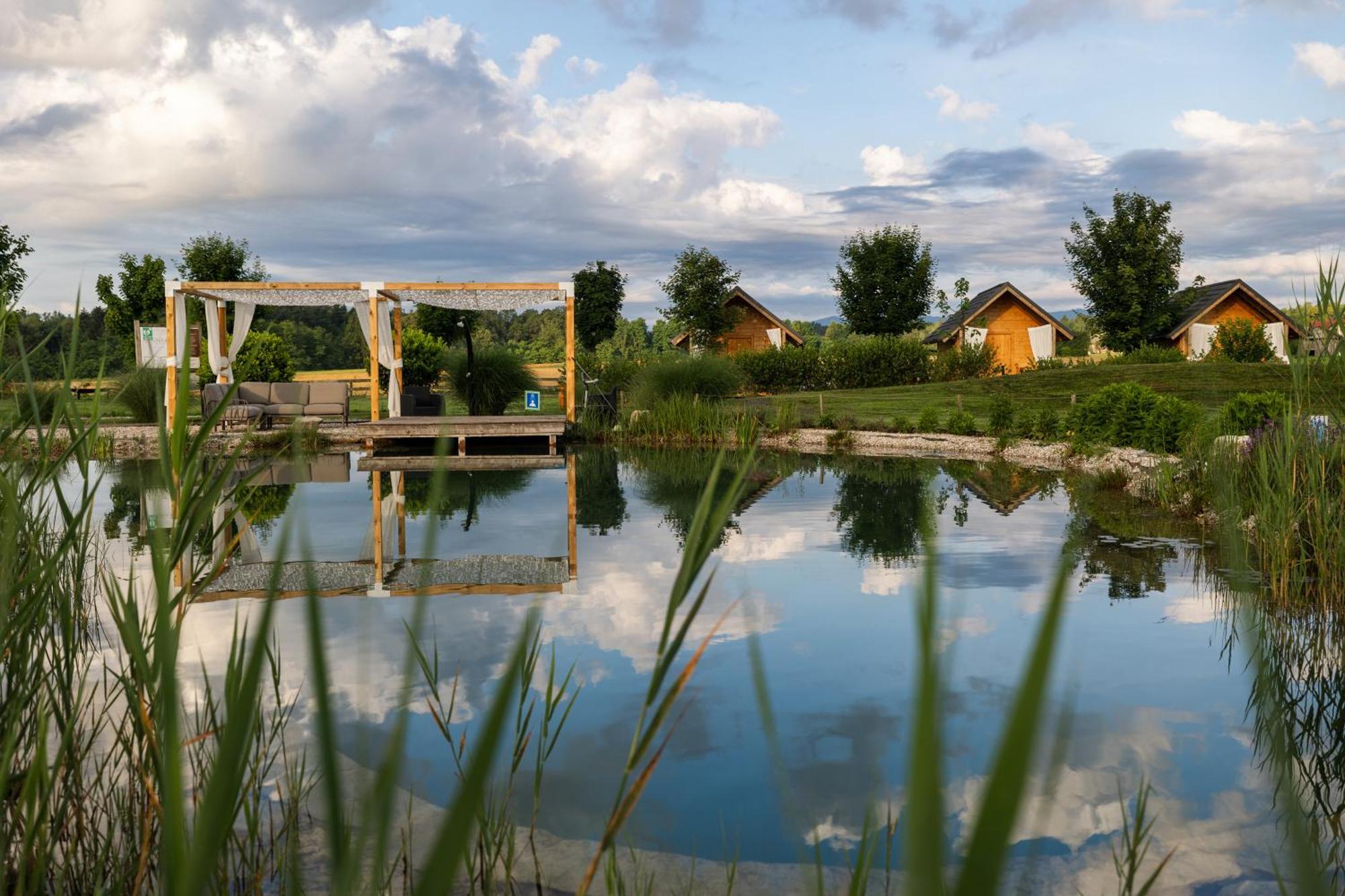 Glamping Kolpa Resort Gradac Kültér fotó