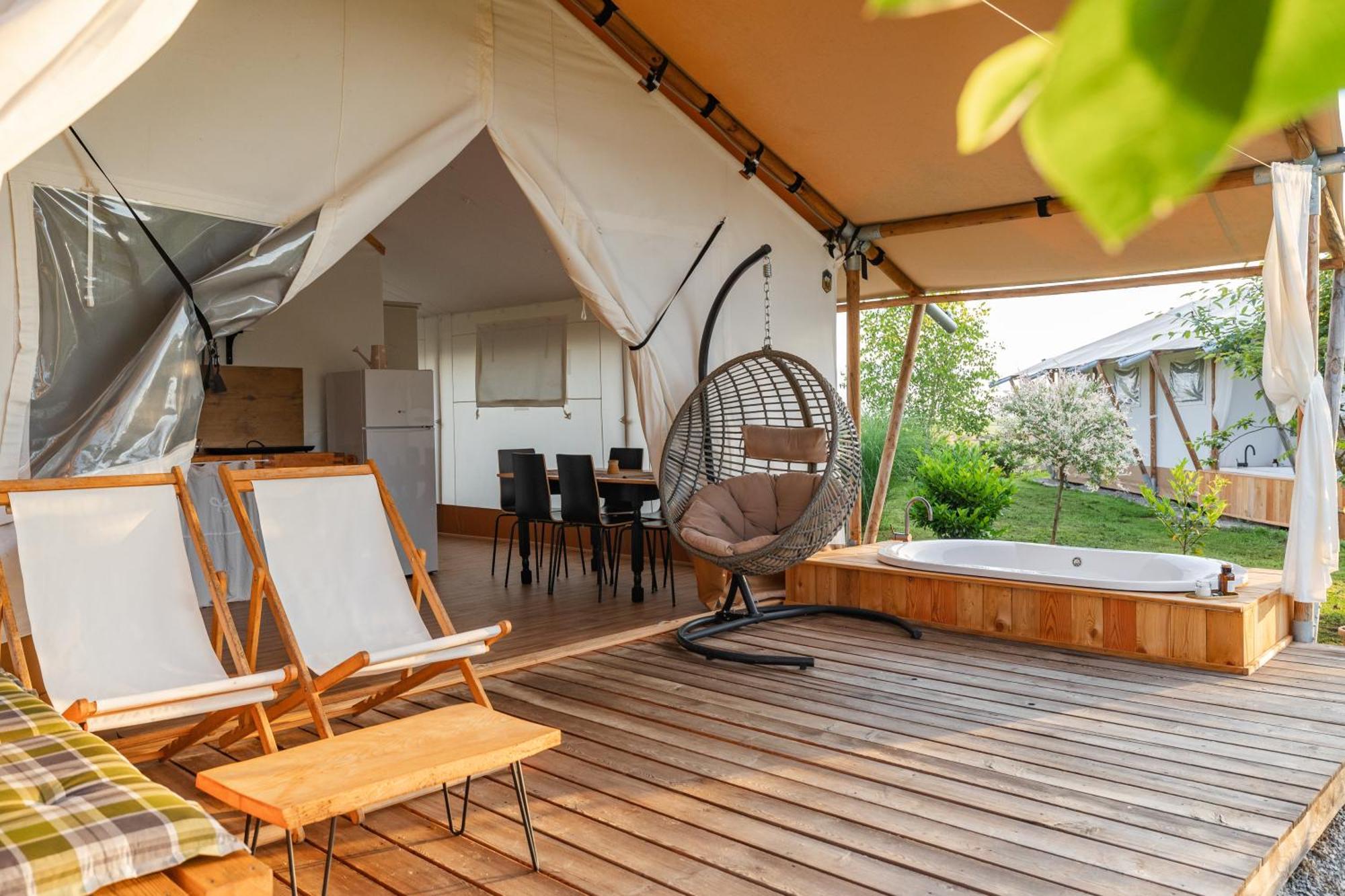 Glamping Kolpa Resort Gradac Kültér fotó